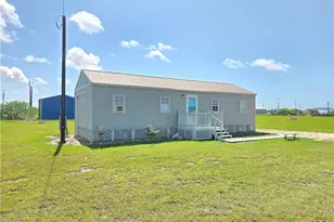 167 Piranha Dr, Palacios, TX 77465 - Photo 5