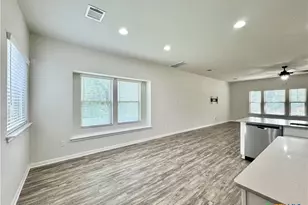 1728 Cherokee Nation Trl, Leander, TX 78641 - Photo 7