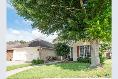 318 Green Gable Drive, Victoria, TX 77904 - Photo 5