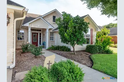 318 Green Gable Drive, Victoria, TX 77904 - Photo 3