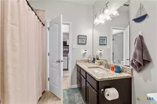 1324 Lakeway Crossing Dr, Temple, TX 76502 - Photo 29