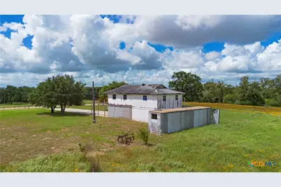 84 Longhorn Road, Stockdale, TX 78160 - Photo 11