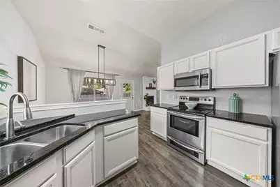 913 Silver Stone Drive, Temple, TX 76502 - Photo 17