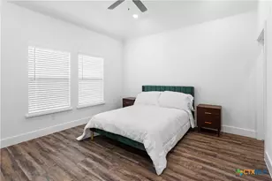 314 Cardinal Dr, Port Lavaca, TX 77979 - Photo 17