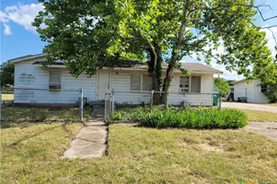 202 W Bobwhite Ln, Harker Heights, TX 76548 - Photo 1