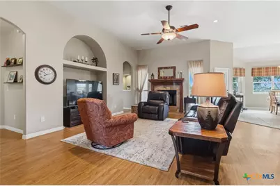 2249 Sun Pebble Way, New Braunfels, TX 78130 - Photo 7