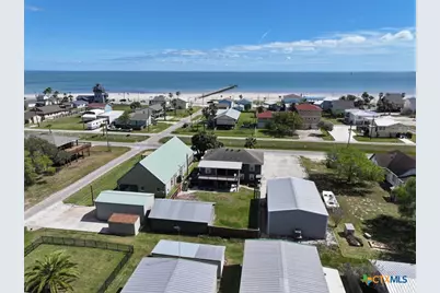 411 N Washington Boulevard, Port O'Connor, TX 77982 - Photo 27