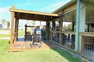 411 N Washington Blvd, Port O'Connor, TX 77982 - Photo 21