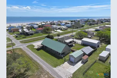 411 N Washington Boulevard, Port O'Connor, TX 77982 - Photo 3