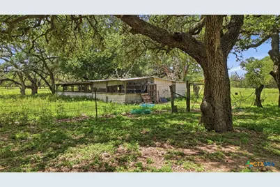 3275 Live Oak Road, Cuero, TX 77954 - Photo 7