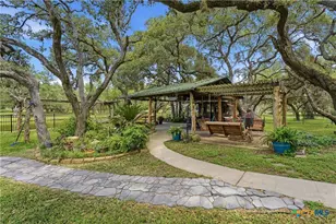 3275 Live Oak Rd, Cuero, TX 77954 - Photo 35