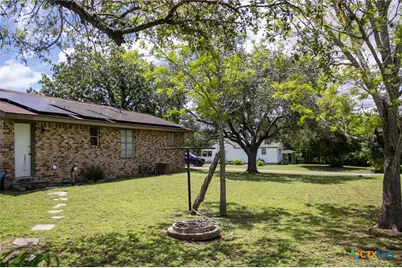 148 S Mount Auburn, Goliad, TX 77963 - Photo 17