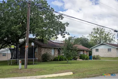 148 S Mount Auburn, Goliad, TX 77963 - Photo 3