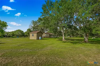 164 Private Road 1211, Edna, TX 77957 - Photo 25