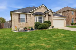 2142 Belvedere Ct, New Braunfels, TX 78130 - Photo 3