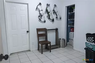 203 Elaine St, Victoria, TX 77904 - Photo 13