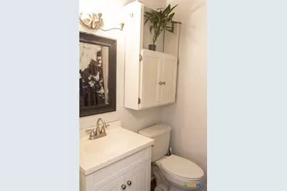 203 Elaine Street, Victoria, TX 77904 - Photo 19