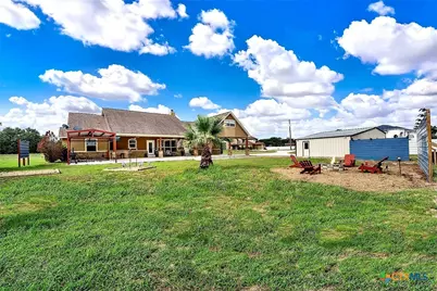 300 Rose Meadow Drive, La Vernia, TX 78121 - Photo 29