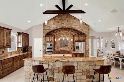 300 Rose Meadow Drive, La Vernia, TX 78121 - Photo 9
