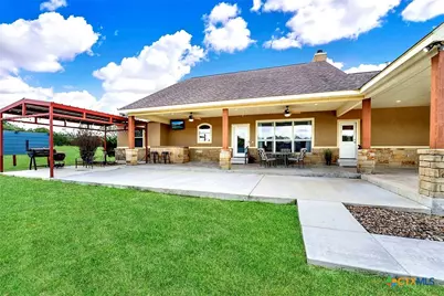 300 Rose Meadow Drive, La Vernia, TX 78121 - Photo 31