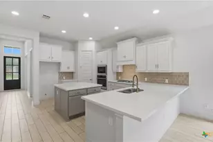 723 Arroyo Dorado, New Braunfels, TX 78130 - Photo 15