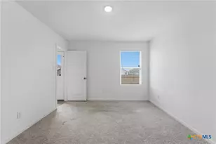 5717 Mangas Cir, Seguin, TX 78155 - Photo 17