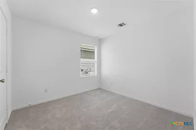 5717 Mangas Circle, Seguin, TX 78155 - Photo 25