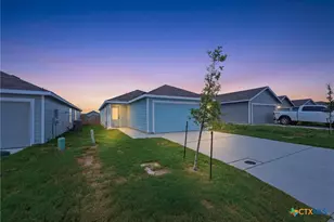 5717 Mangas Cir, Seguin, TX 78155 - Photo 1