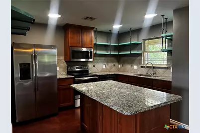 23748 N US Highway 281, Lampasas, TX 76550 - Photo 11