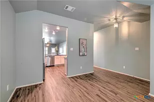 508 Xanadu Dr, Jarrell, TX 76537 - Photo 9