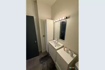 1013 Chestnut Street #D2, San Marcos, TX 78666 - Photo 9