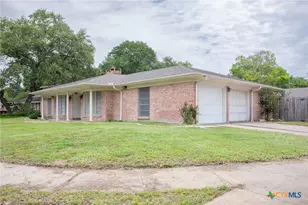 111 Dover Dell Ln, Victoria, TX 77904 - Photo 5