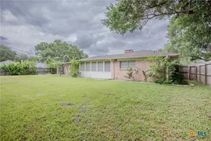 111 Dover Dell Ln, Victoria, TX 77904 - Photo 29