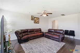 5404 Waterbank Ln, Killeen, TX 76543 - Photo 11