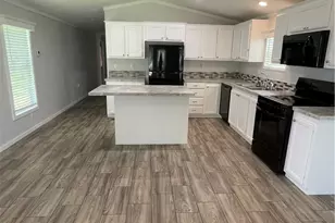 908 N Colorado St, Edna, TX 77957 - Photo 19