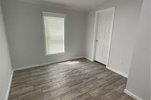 908 N Colorado St, Edna, TX 77957 - Photo 25