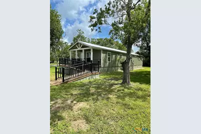 908 N Colorado Street, Edna, TX 77957 - Photo 1