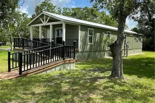 908 N Colorado St, Edna, TX 77957 - Photo 1