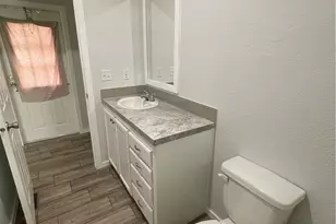 908 N Colorado St, Edna, TX 77957 - Photo 27