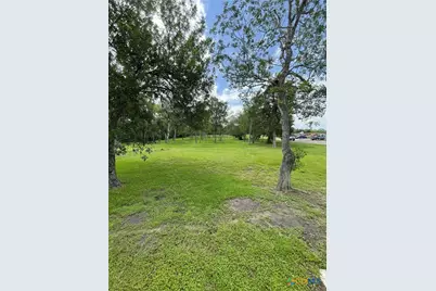 908 N Colorado Street, Edna, TX 77957 - Photo 29