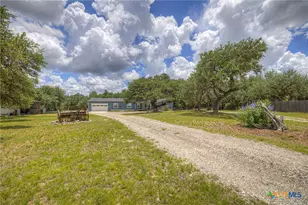 173 Sarah, Canyon Lake, TX 78133 - Photo 3