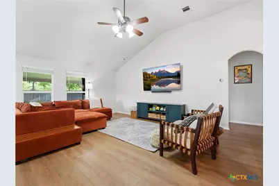 523 Walnut Heights Boulevard, New Braunfels, TX 78130 - Photo 5