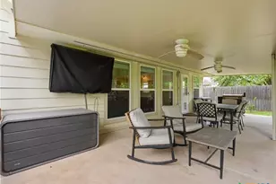 523 Walnut Heights Blvd, New Braunfels, TX 78130 - Photo 29