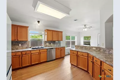 523 Walnut Heights Boulevard, New Braunfels, TX 78130 - Photo 11