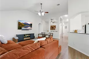 523 Walnut Heights Blvd, New Braunfels, TX 78130 - Photo 7