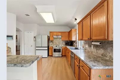 523 Walnut Heights Boulevard, New Braunfels, TX 78130 - Photo 11