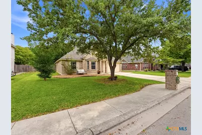 523 Walnut Heights Boulevard, New Braunfels, TX 78130 - Photo 3
