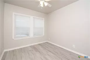 803 N 8th St, Temple, TX 76501 - Photo 17