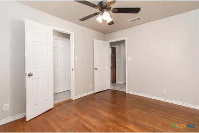 803 N 8th Street, Temple, TX 76501 - Photo 13