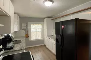 1006 South St, El Campo, TX 77962 - Photo 9